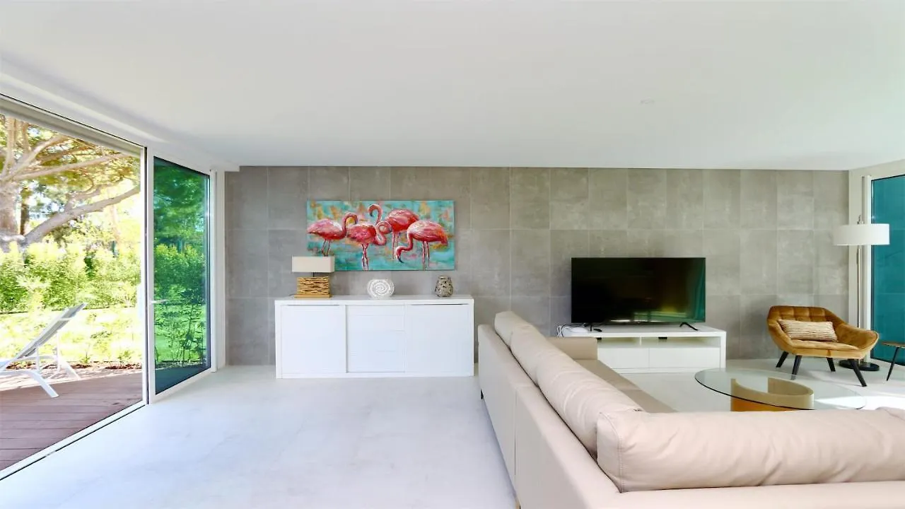 Villa Terese-Cleverdetails, Central Vilamoura, Sleeps 6, Luxury, Walking Distance 0*, Vilamoura