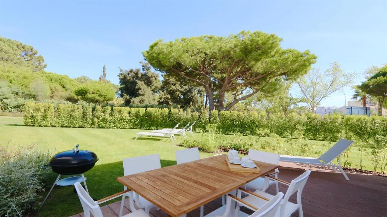 Villa Terese-Cleverdetails, Central Vilamoura, Sleeps 6, Luxury, Walking Distance Portugal