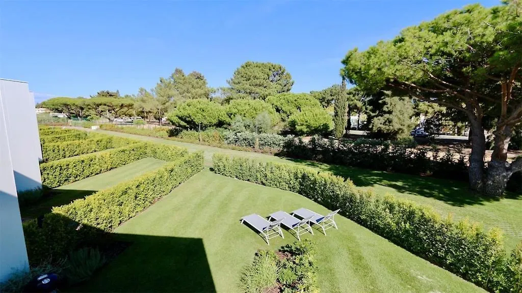 Villa Terese-Cleverdetails, Central Vilamoura, Sleeps 6, Luxury, Walking Distance Portugal