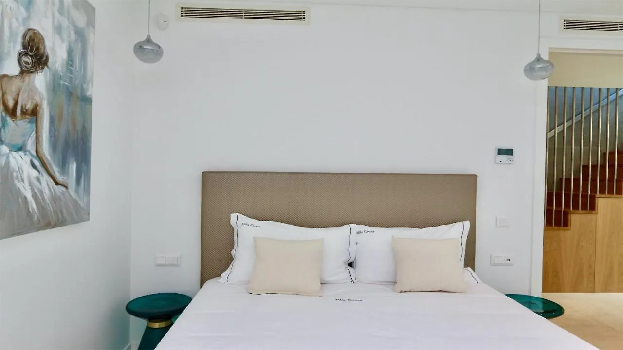 Villa Terese-Cleverdetails, Central Vilamoura, Sleeps 6, Luxury, Walking Distance