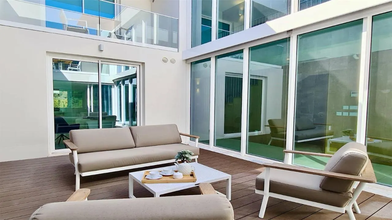 Villa Terese-Cleverdetails, Central Vilamoura, Sleeps 6, Luxury, Walking Distance  Vilamoura
